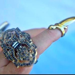 Gatsby Gray Stone Two Finger Cocktail Ring